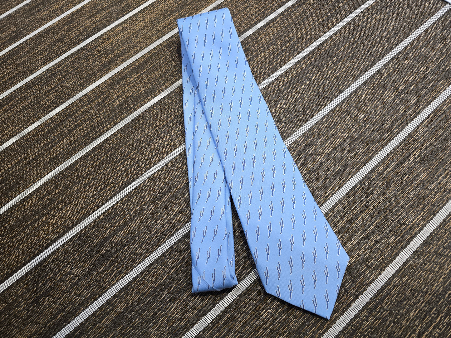 Keuka Lake Vineyard Vines Tie - Light Blue